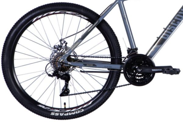 Mountain bike, erityisesti takapyörä ja vaihteet.