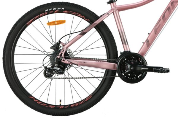 Vaaleanpunainen maastopyörä sivusta