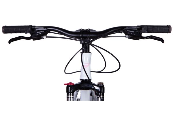 Polkupyörän ohjaustanko ja vaihdekahvat