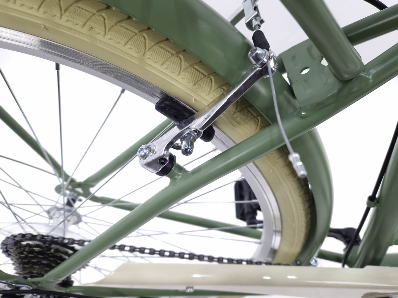 Vihreän polkupyörän takarengas ja jarrujärjestelmä